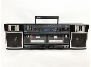 Vintage Sony Boombox With Detachable Speakers Model CFS-W360