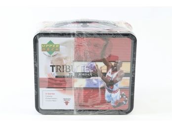 Michael Jordan Upper Tribute Lunch Box 1998/99 Unopened