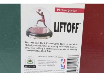 Michael Jordan Upper Deck Tributes Glass Statue