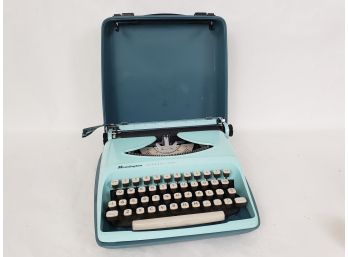 Remington Streamliner Typewriter