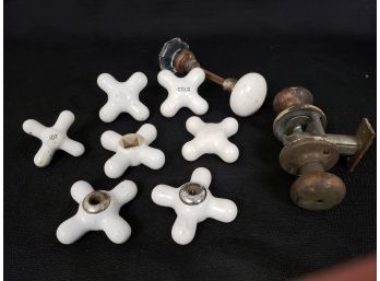 Mixed Lot Of Porcelain, Glass And Brass Knobs