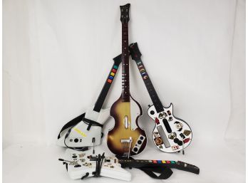 Untested Mixed Lot Of Gaming Guitars, Guitar Hero And Rock Band