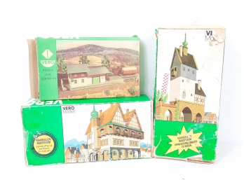 Lot Of 3 Vintage VERO Modell HO Model Kits - House  Town, Church & Goods Shed Made In GDR (East Germany)