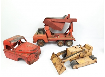 Lot Of 3 Vintage STRUCTO & NYLINT Model Truck Lifting Bed, Bulldozer & Semi Cab Shell Pressed Metal Parts