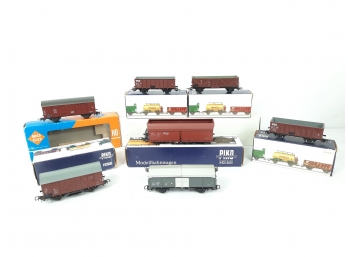 Lot Of 7 Vintage HO European Freight Cars - PIKO, ROCO, JOUEF In Original Boxes EXC COND!