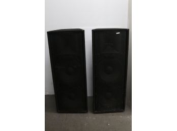 Pair Of Peavey PV-215 Speakers - 2 Way Double 15' Speakers 4' Tall