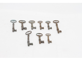 9 Brass/bronze Skeleton Keys