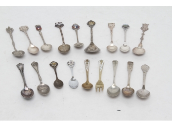 18 Collector Spoons Silver / Plated