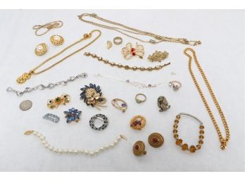 Group Of Quality Costume Jewelry Lot - Some Signed