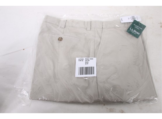 L.L. Bean Chinos Khaki Shorts Wrinkle Free 36W - $44 Retail Value