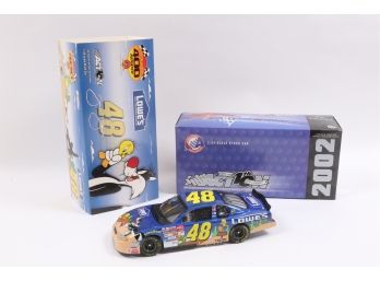 Action Jimmie Johnson #48 Lowe's Looney Tunes Rematch 2002 1:24 Scale