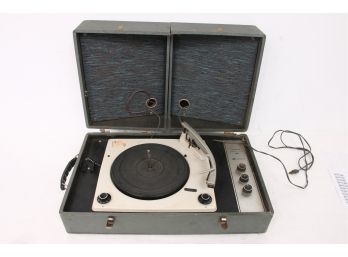 Vintage Portable BRADFORD 660 Stereophonic Record Player