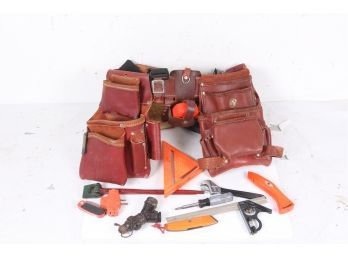 Rooster Leather Construction Workers Tool Belt With Some Tools