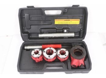 Central Forge 94101 Pipe Threading Kit 1/2' 3/4' And 1' Pipe