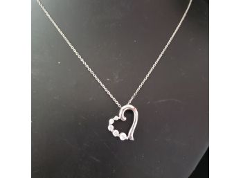 18' Sterling Silver And Clear CZ Heart Necklace