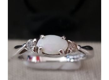 Sterling Silver And Genuine Opal Ring - Size 6 1/4