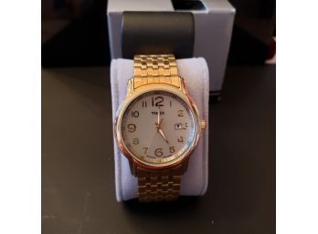 NEW IN BOX  Mens Dress Timex Watch