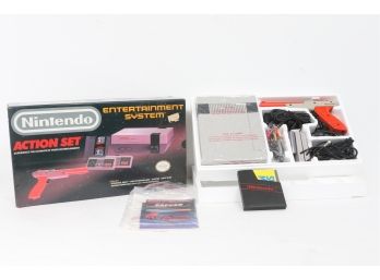 Vintage Nintendo Entertainment System Action Set 1987 NES
