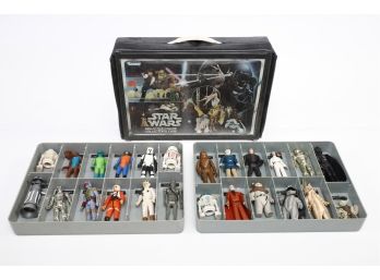 Case Full Of 24 Original Star Wars Figures  From Late 70'S/ Early 80'S