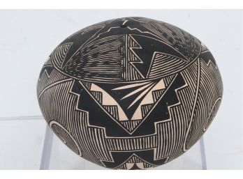 Vintage Native American Pottery  Vase From Acoma N.m.  Made By Leland Vallo