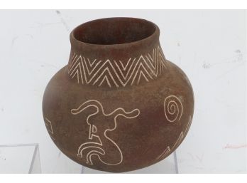 Vintage Native American Pottery Pot - Signed