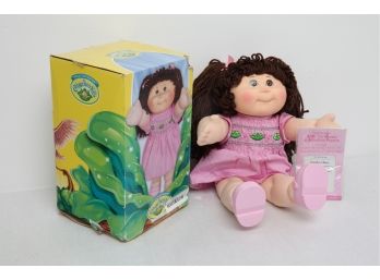 Full Size Cabbage Patch Doll - Brown Hair & Eyes