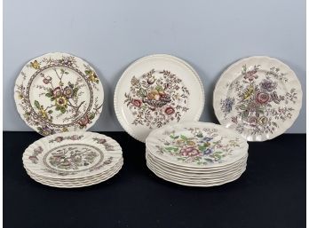 19 English Floral Dinner Plates