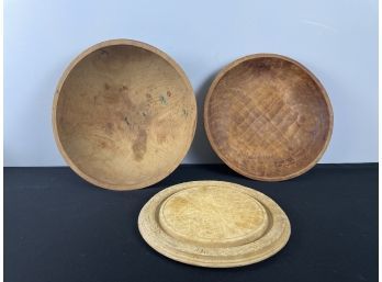 3 Vintage Wooden Pieces, Bowls And Breadboard