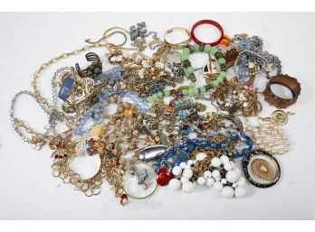 6 Pounds Of Assorted Costume Jewelry