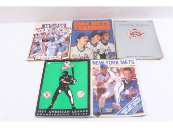 Group Of Mets Baseball Yearbooks 1984, 86, 88 Also 1999 American Championship Program