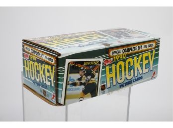 1990 Topps Hockey Set In Open Box