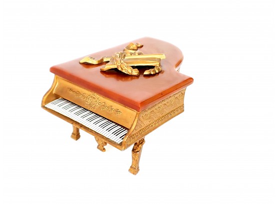 Silverrite Musical Jewelry Box Baby Grand Piano With Bakelite Top