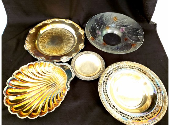 5 Serving Trays 4 Silver Plated Includes International Silver Co. Victoria Rose And WM Roger's 1 Glass Tray