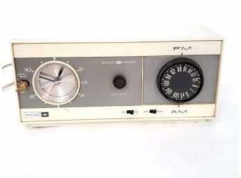 Vintage Philco Ford Solid State AM/FM Clock Radio Model S771WH3397001