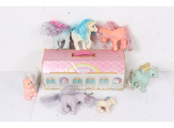 Group Of Vintage 1983 My Little Ponies With Carrying Case