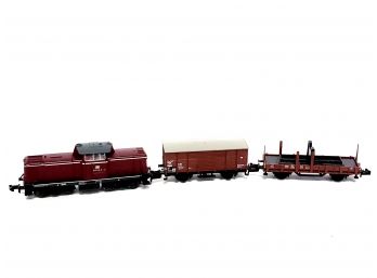 Trix 0248 N Scale 212 216-6 Locomotive And 2 Train Cars