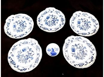 Lot Of 5 Blue Danube SnCk Plates And 1 Royal Coppenhagen Small Plate