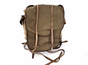 Vintage 1973 Canvas Military Backpack