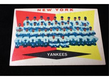 Vintage 1960 Topps #332 New York Yankees Team Card