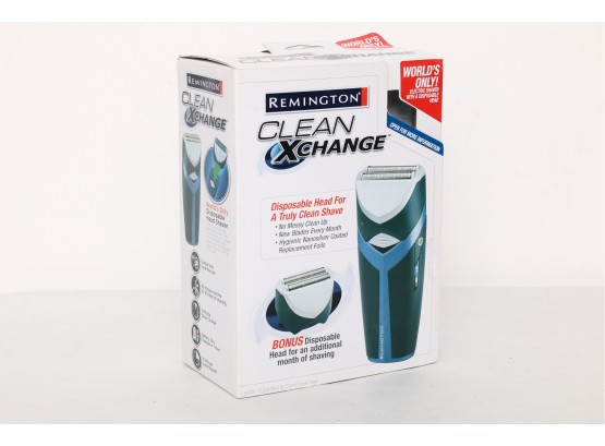 Remington Clean Xchange Electric Shaver - New Old Stock