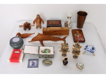 Vintage Group Of Collectibles Incl Limoges, Delft, Religious Icon, Will Gosselin, Carnelian Top Parfum Bottle