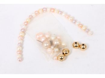 Cultured Pearls With 4 Of 14k Gold Inserts