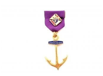 K Of C Past Grand Knight Anchor Pin Medal