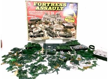 Fortress Assault Plastic Military Army Figure Toy Playset