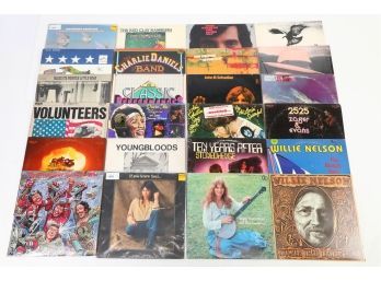 Lot Of 24 Lp Records - Including Jefferson Airplane, Willie Nelson, Charlie Daniels, And Others