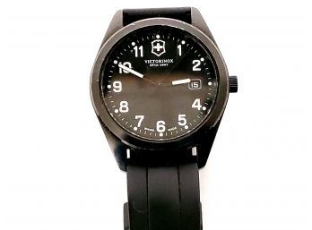 Victorinox Swiss Army Stainless Steel Water Resistant Men's Wrist Watch 26071CB