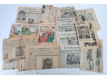Collection Vintage Newspapers