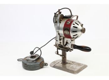 Vintage Eastman 541 Straight Cutting Machine