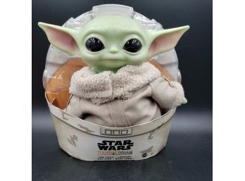 NEW IN PACKAGE Disney 10' Star War's Baby Yoda Plush  The Mandalorian
