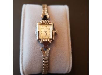 Vintage Ladies Bulova Watch 17 Jewels 10k Rolled Gold Plate